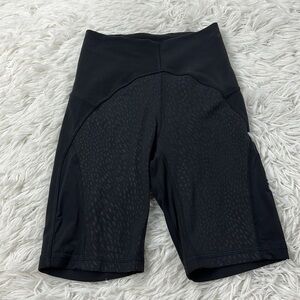 Lululemon Unlimit High Rise Short 8" *Mesh Black